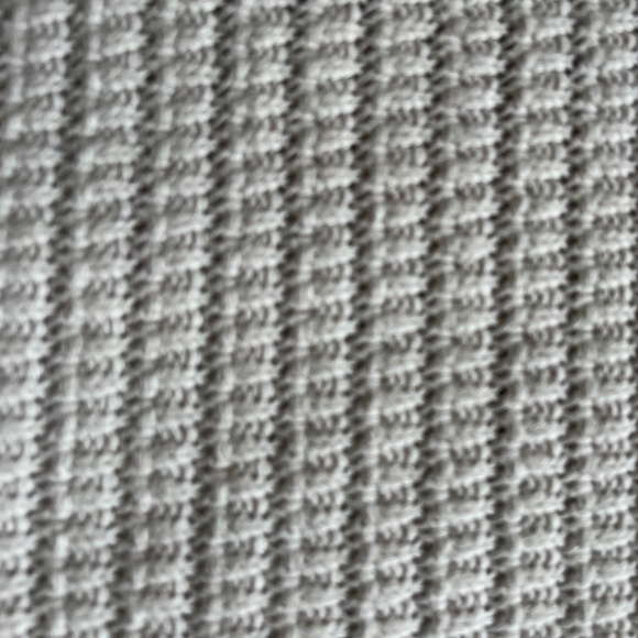 Universal Thread White Cotton Rolled Neck Pullover Sweater Size S - Picture 3 of 7